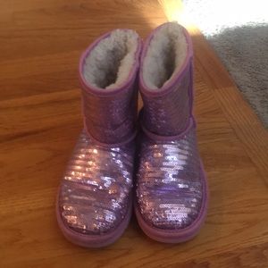 Ugg girls boots size 1